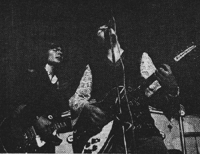 Dave Cousins and Dave Lambert, live at Watford 1972